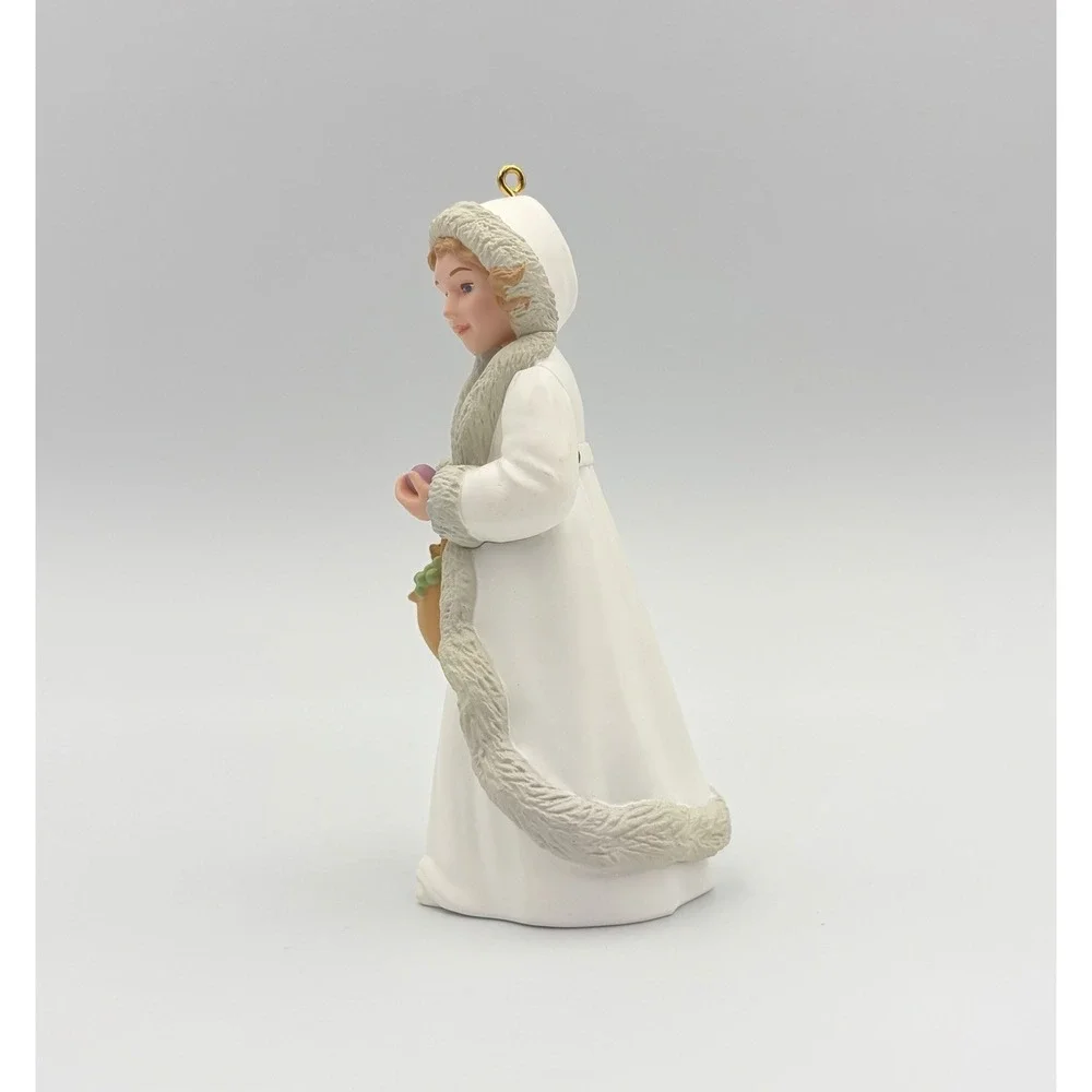 Hallmark Keepsake Ornament Kolyada Christmas Visitors 1997 Russia 3rd QX6172 VTG